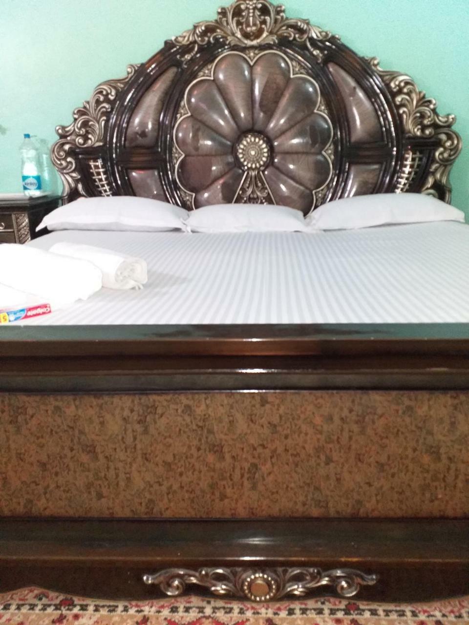 Royal Paying Guest Hotel Kolkata Ngoại thất bức ảnh