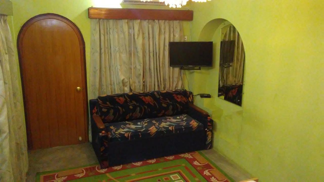 Royal Paying Guest Hotel Kolkata Ngoại thất bức ảnh
