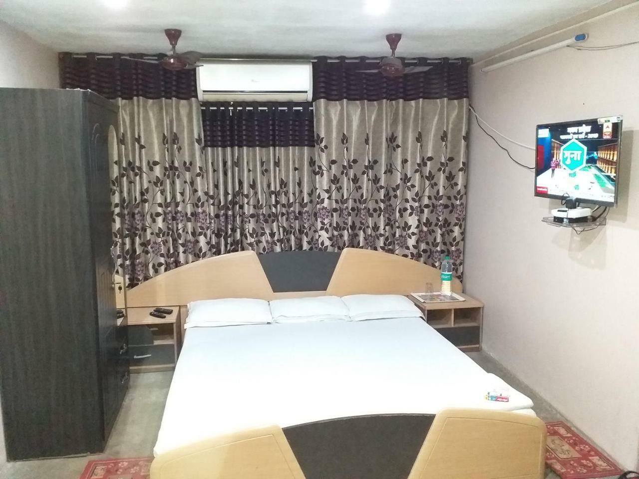 Royal Paying Guest Hotel Kolkata Ngoại thất bức ảnh